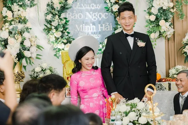 hon-nhan-nhieu-chuyen-kho-do-cua-co-gai-1m50-lay-thay-giao-2m-he-ra-duong-bi-nguoi-khac-dua-gion (3)