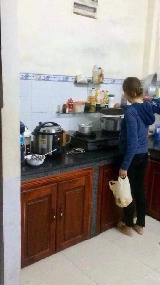 dang-nau-com-trong-bep-nguoi-phu-nu-o-ha-nam-bat-ngo-nhan-tin-trung-so-hon-48-ty-dong (4)