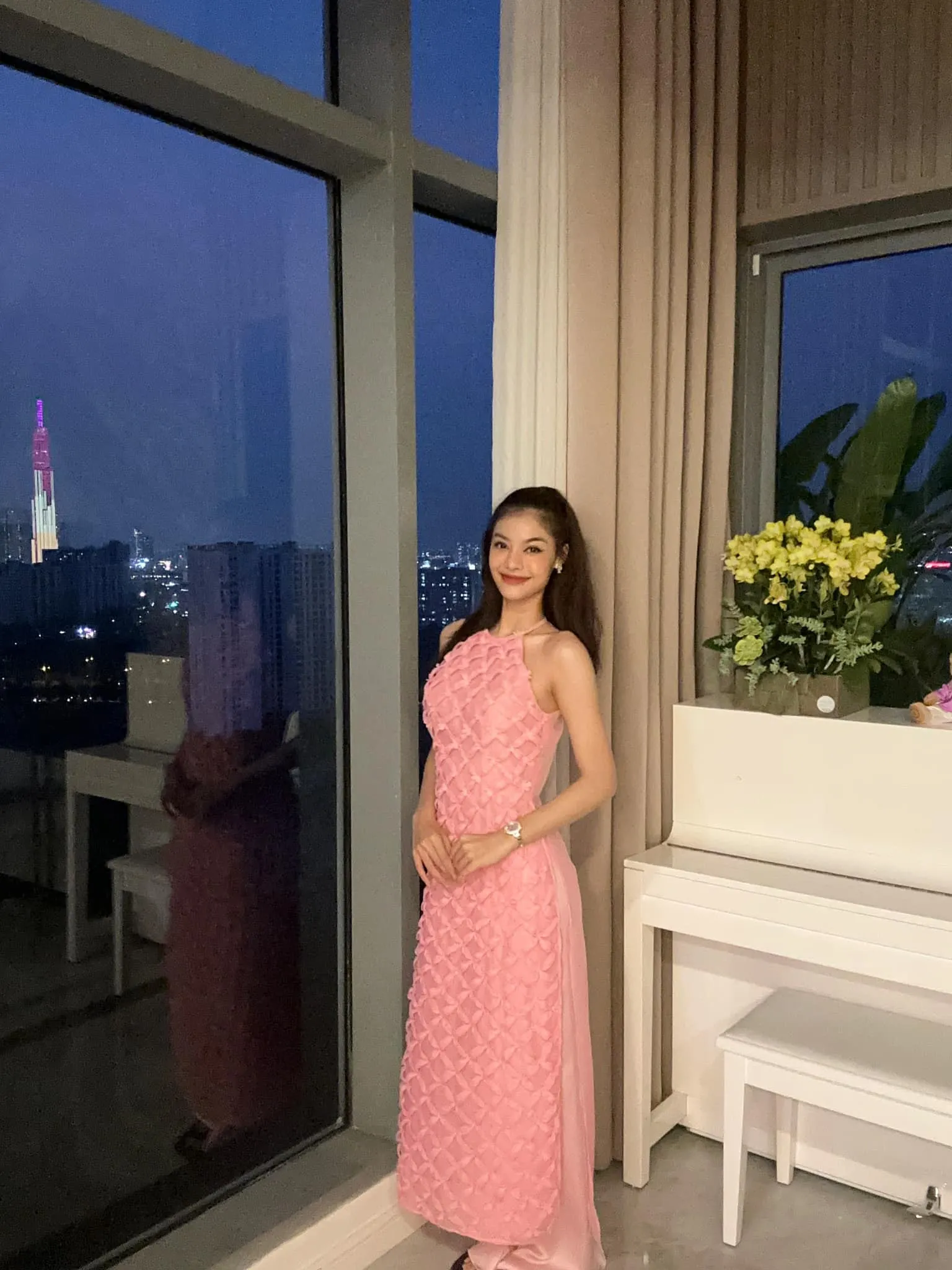 sao-viet-tau-nha-truoc-them-tet-nguyen-dan-2024-le-quyen-manh-truong-trang-le-netizen-ngo-nguoi-co-ngoi-my-nhan-2000 (6)