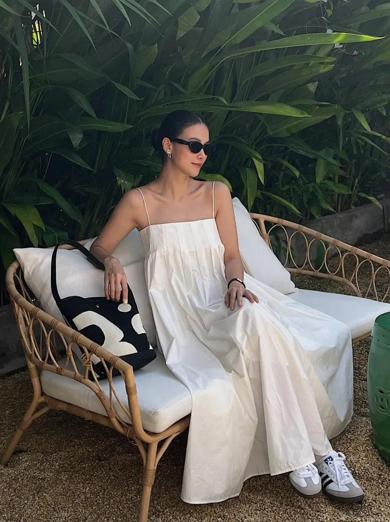 hoa-hau-xu-dua-dien-ao-ba-ba-don-tet-choi-troi-giua-dan-my-nhan-mac-ao-dai-van-khien-dan-tinh-ngan-ngo (7)