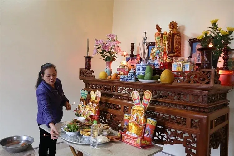 cung-ong-cong-ong-tao-tranh-dat-thu-nay-len-ban-tho-keo-ruoc-van-den-vao-nha-pham-dieu-kieng-ky-xui-xeo-ca-nam (3)