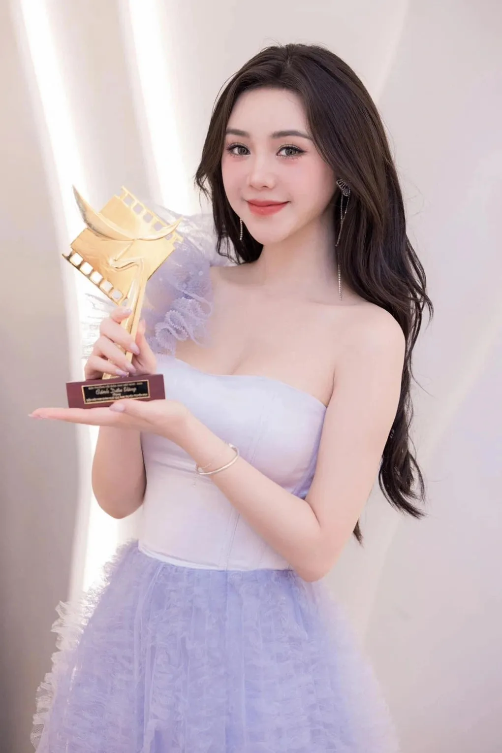 quynh-kool-gap-su-co-trong-nhung-ngay-cuoi-nam-van-den-lam-hong-tai-san-gia-tri-lon (31)