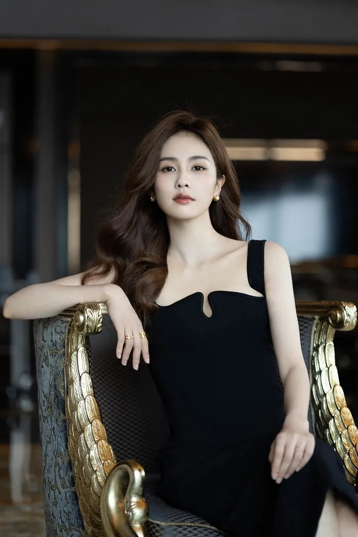 chau-da-chung-khung-hinh-voi-bach-loc-khoanh-khac-tinh-hoa-hoi-tu-nhung-tieu-hoa-dan-lai-lan-luot-hoan-toan (112)