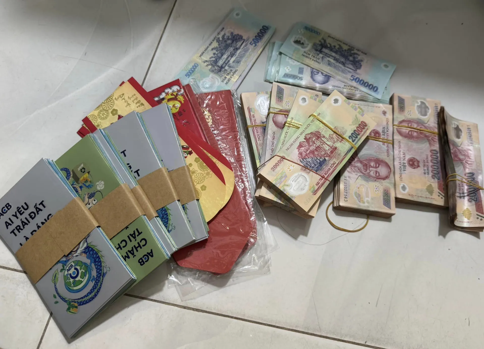 cat-tuong-xiu-ngang-than-tho-khong-biet-an-tet-kieu-gi-cong-khai-co-the-day-vet-tim-nhung-ngay-cuoi-nam (4)