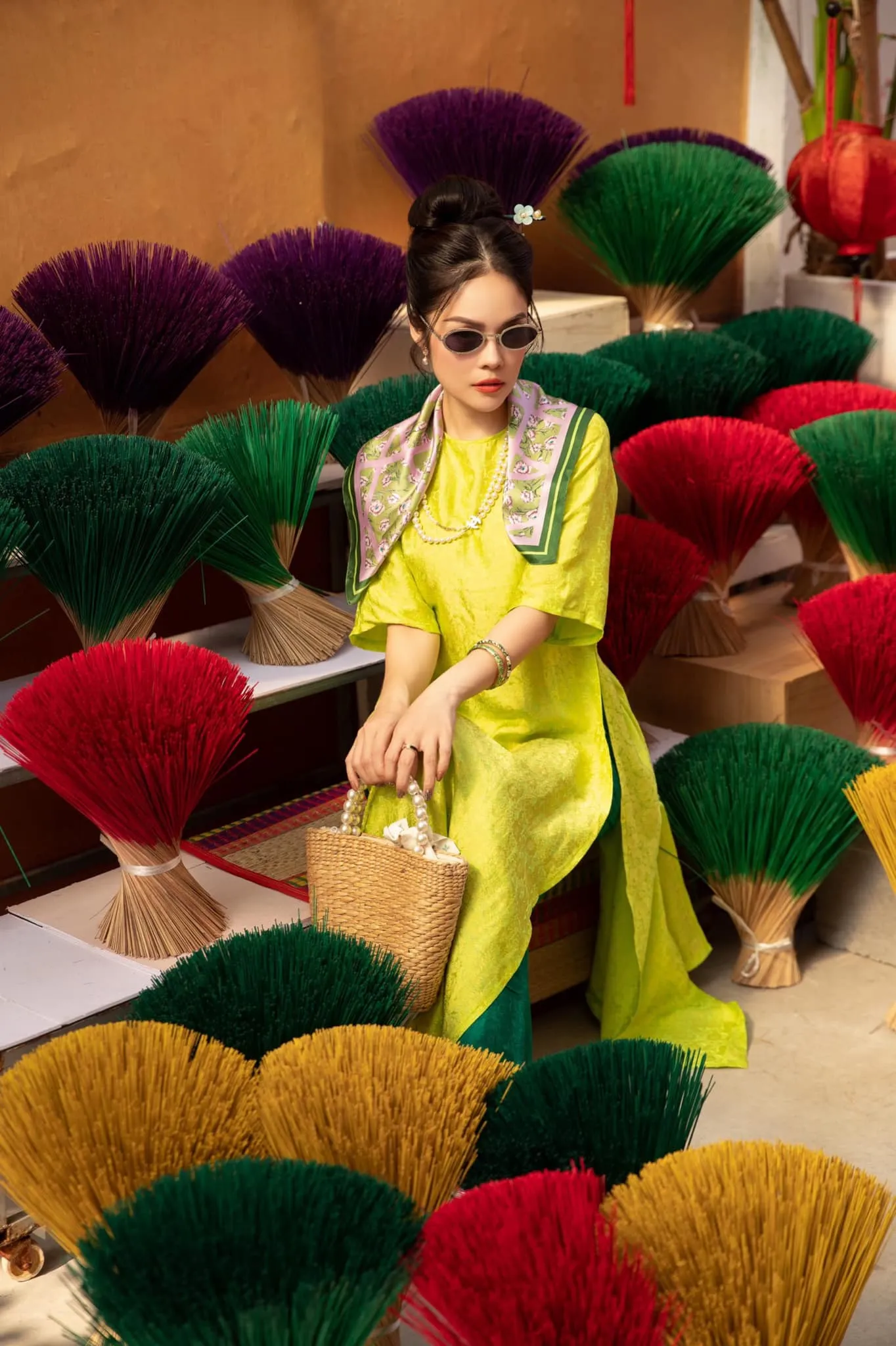 duong-cam-lynh-vuong-no-6-ty-dong-mac-co-khong-dam-ve-que-an-tet -dang-tuyet-vong-nhat-thi-trung-so (21)