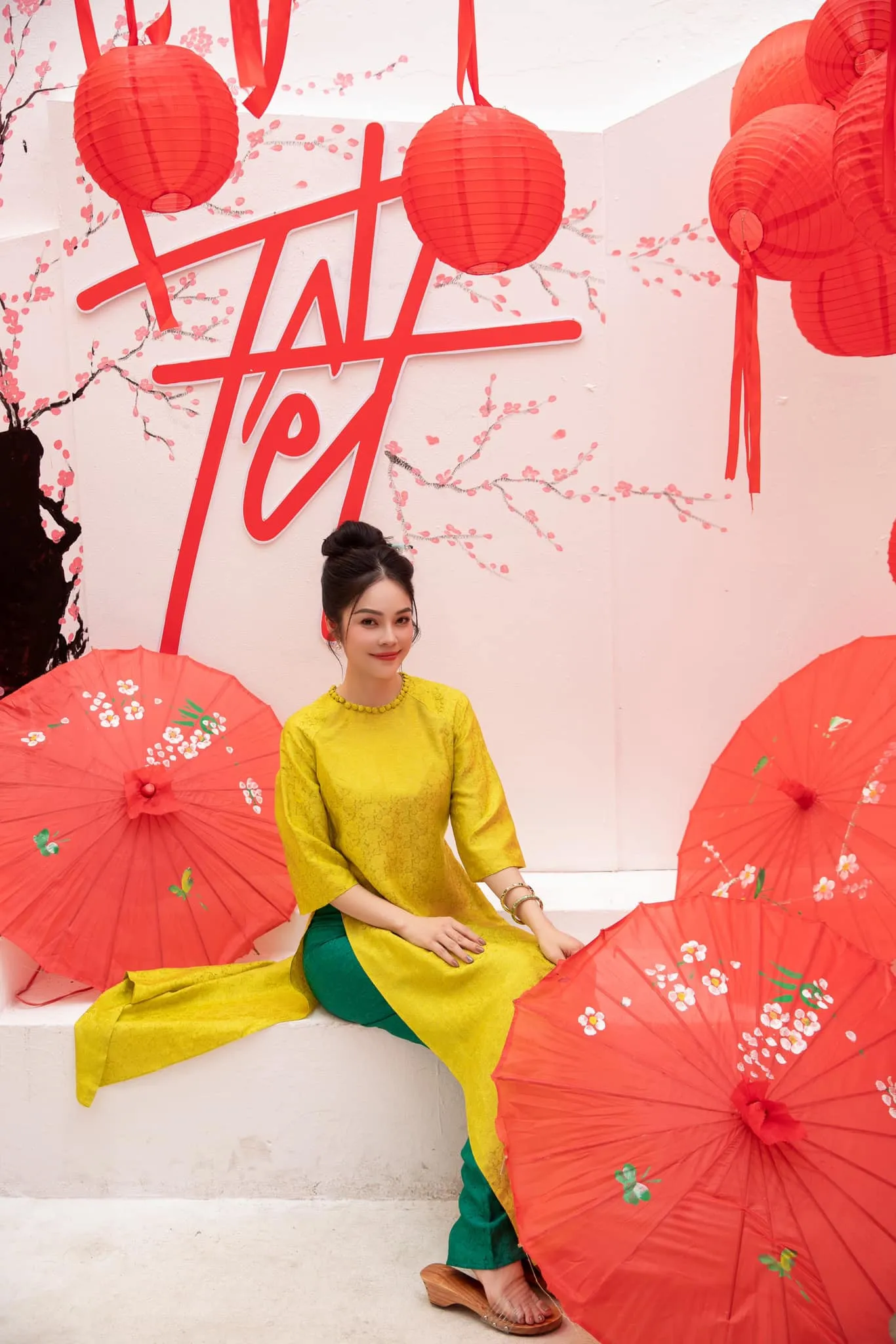 duong-cam-lynh-vuong-no-6-ty-dong-mac-co-khong-dam-ve-que-an-tet -dang-tuyet-vong-nhat-thi-trung-so (3)