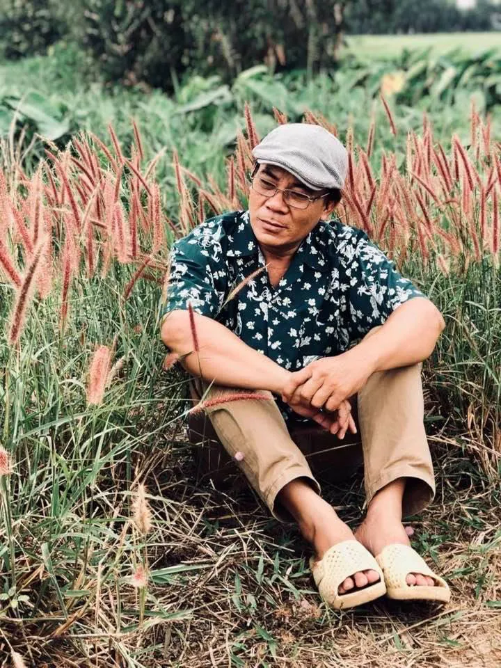 xot-xa-doi-nghe-si-hai-vbiz-dong-phim-30-nam-tuoi-xe-chieu-van-o-nha-tra-gop-u60-ganh-nang-muu-sinh (2)