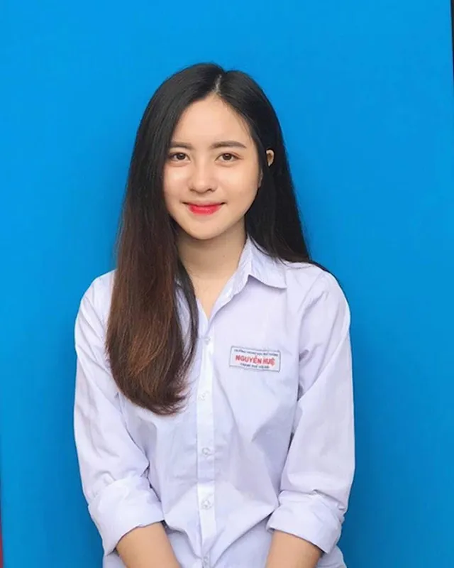 danh-tinh-co-gai-tuoi-rong-chup-anh-the-nhan-sac-bat-chap-camera-thuong-khien-ai-ngam-cung-xuyt-xoa (5)