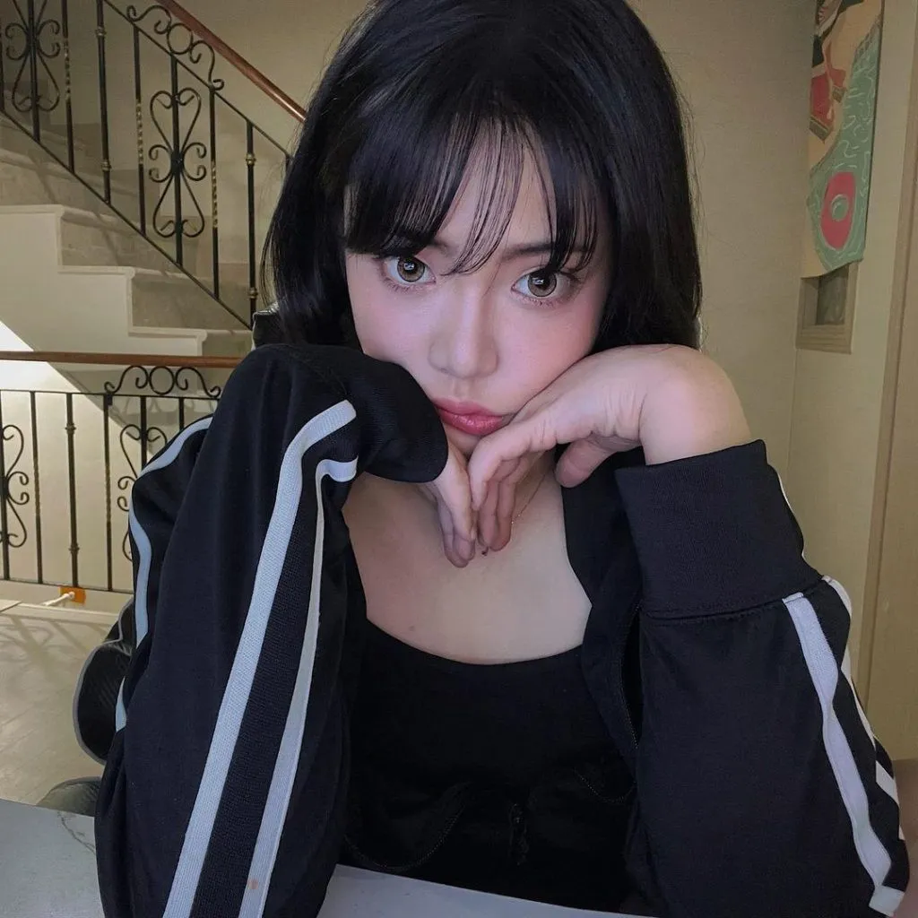 thoi-bay-thanh-cong-50kg-thanh-an-dinh-dam-han-quoc-khien-cong-chung-hu-hon-voc-dang-chuan-mau (6)