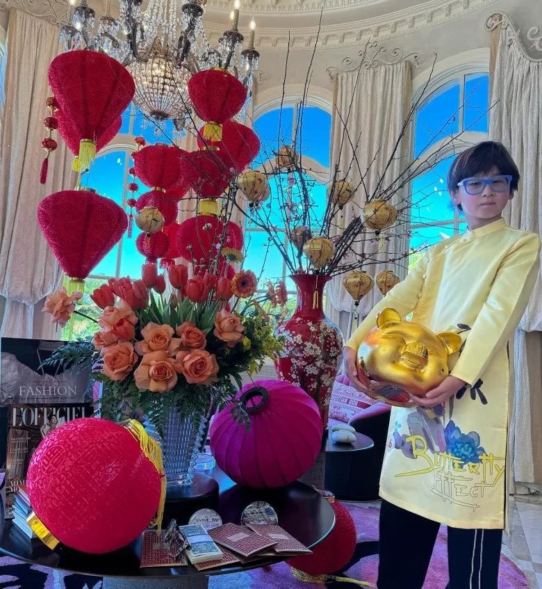 nu-ty-phu-nguoi-viet-khoe-con-trai-khui-heo-dat-sau-tet-nhieu-nguoi-choang-truoc-so-tien-chat-cao-nhu-nui(2)