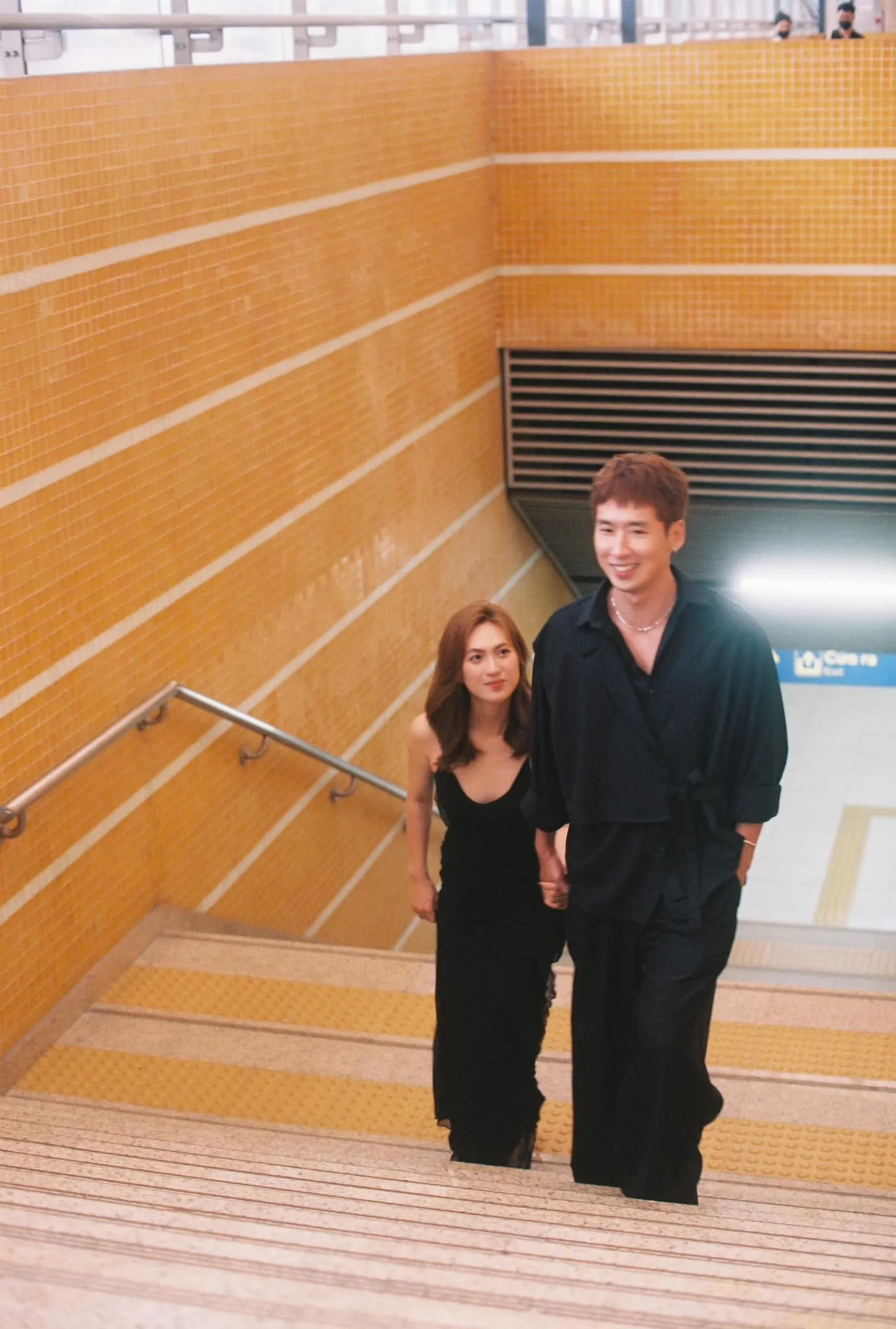 vuong-nghi-van-phim-gia-tinh-that-voi-tuan-tran-cong-khai-tha-thinh-phuong-anh-dao-chot-ha-1-cau-netizen-phan-khich (7)