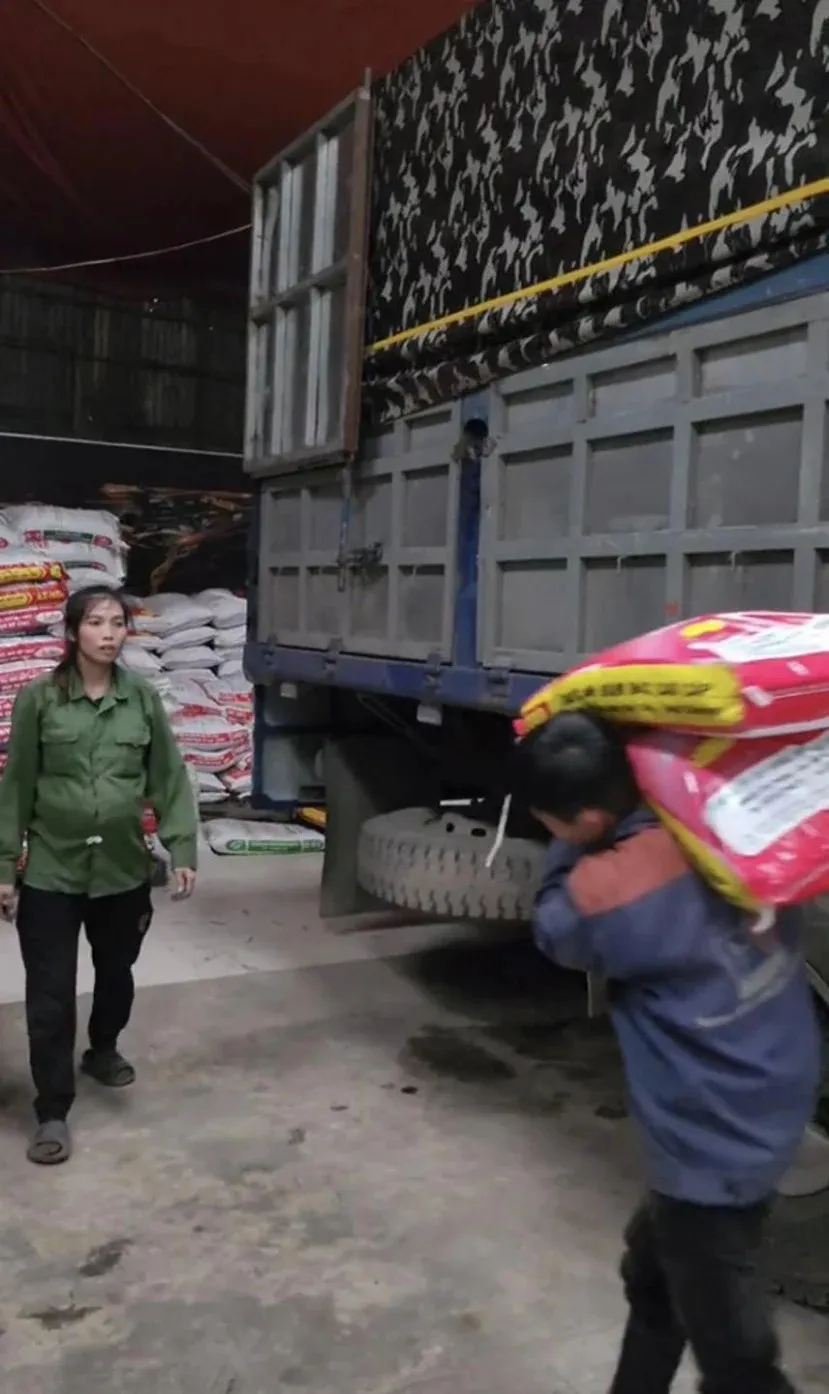 vu-me-bau-8-thang-boc-vac-muu-sinh-duoc-tra-40-ngan-tan-hang-ai-keu-gi-lam-nay-dinh-luc-sinh-moi-nghi (3)