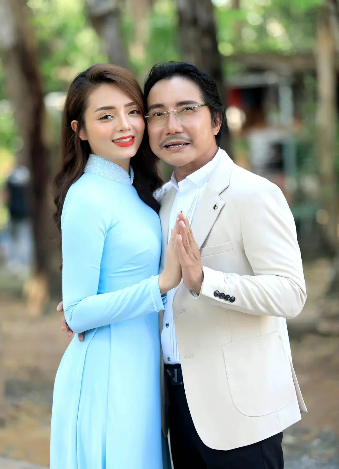 chu-dong-xin-don-nha-giup-thay-co-gai-nen-duyen-voi-ong-xa-hon-26-tuoi-ve-nha-gap-song-gio-vo-1-ly-do (4)