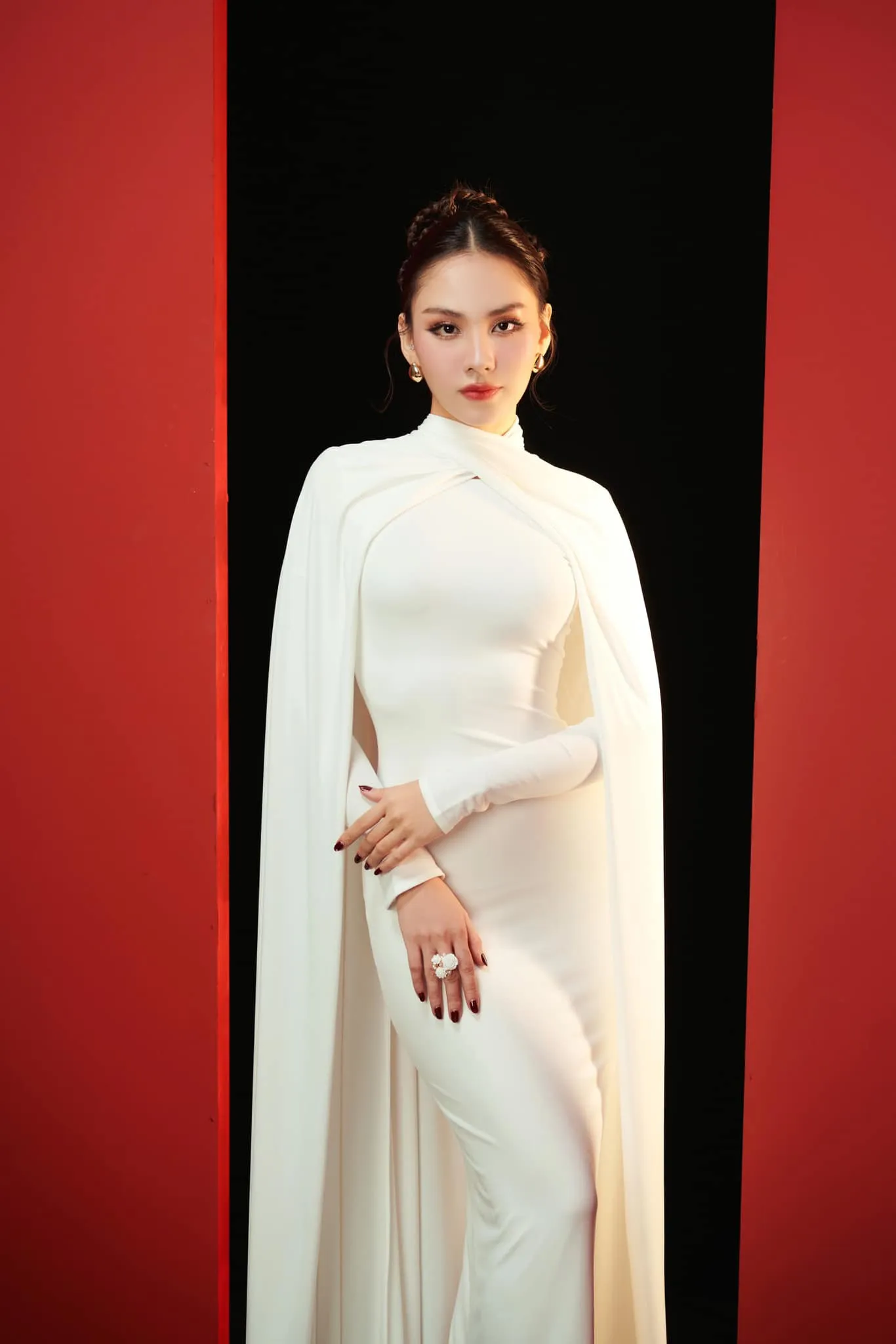 mai-phuong-nhai-mic-khong-co-doi-thu-xuat-sac-lot-top-25-head-to-head-tai-miss-world-khien-fan-viet-tu-hao (5)