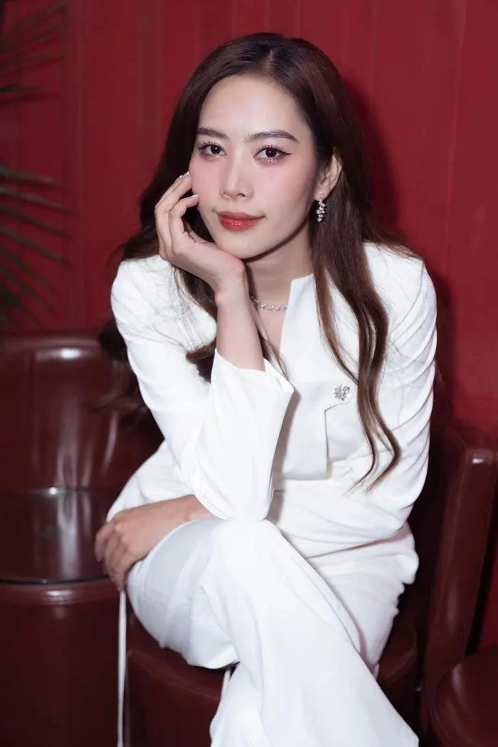 netizen-xon-xao-chia-se-cua-tran-thanh-ve-nam-em-co-gai-thong-minh-nhung-co-van-ve-than-kinh-nang (7)