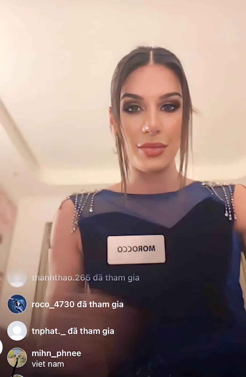 thi-sinh-nuoc-ban-mai-phuong-truot-phan-thi-tai-nang-vn-ngam-ngui-dung-chan-top-23 (1)