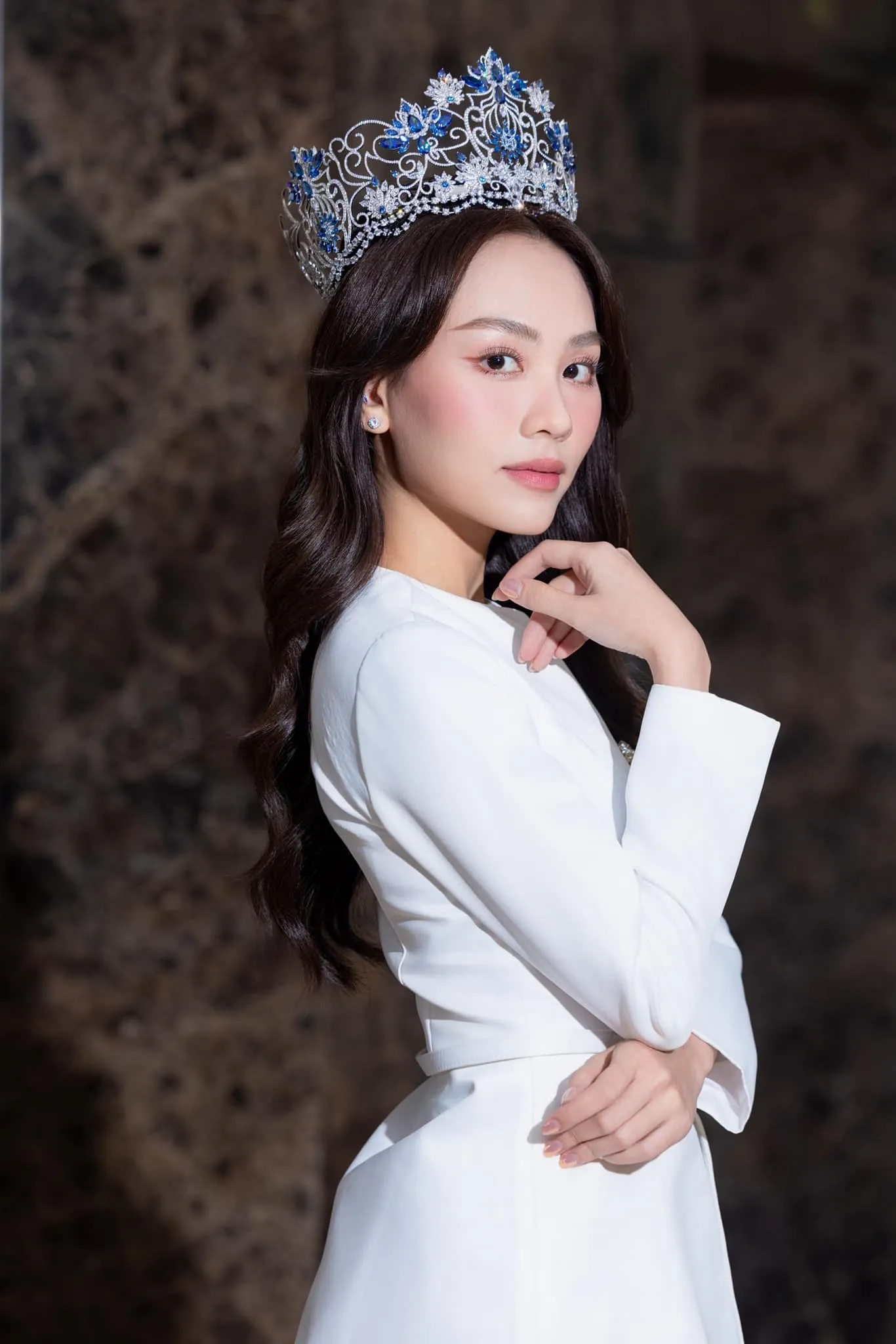 a-hau-che-nguyen-quynh-chau-bi-che-manh-khi-bao-ve-mai-phuong (2)