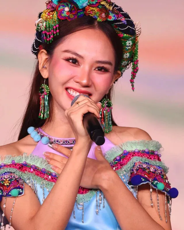 mai-phuong-khong-duoc-trinh-dien-see-tinh-tai-miss-world-fan-viet-nam-phan-no-doi-tay-chay (31)