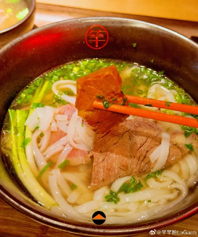 quan-pho-moi-chi-pu-nguoi-viet-an-10-nguoi-het-9-nguoi-che-man-dan-trung-quoc-tam-tac-khen-ngon (7)