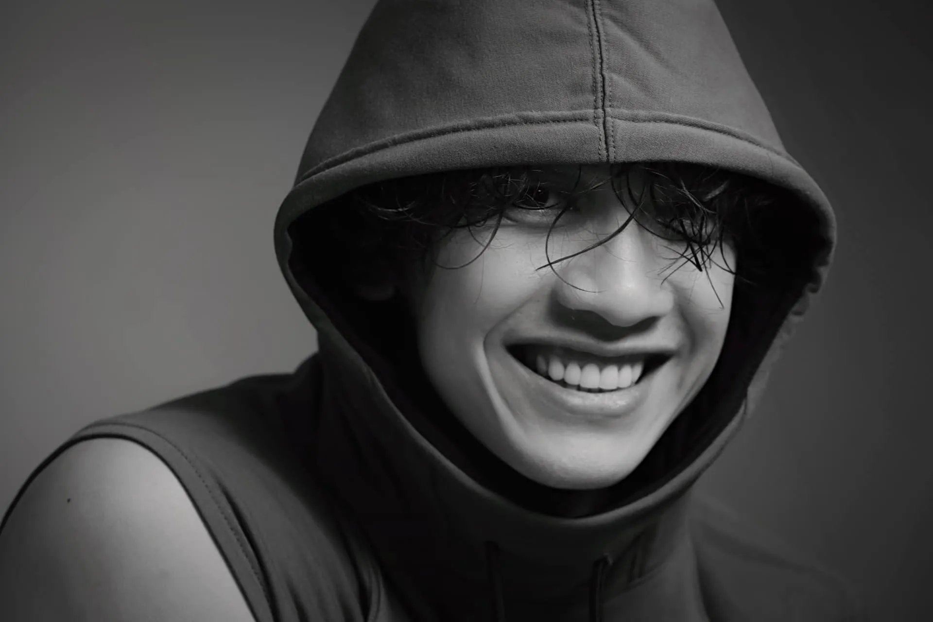 chu-tich-acb-tung-bo-anh-trang-den-mung-8-3-nhan-sac-u50-gay-bat-ngo-co-thu-trai-tre-them-khat (1)