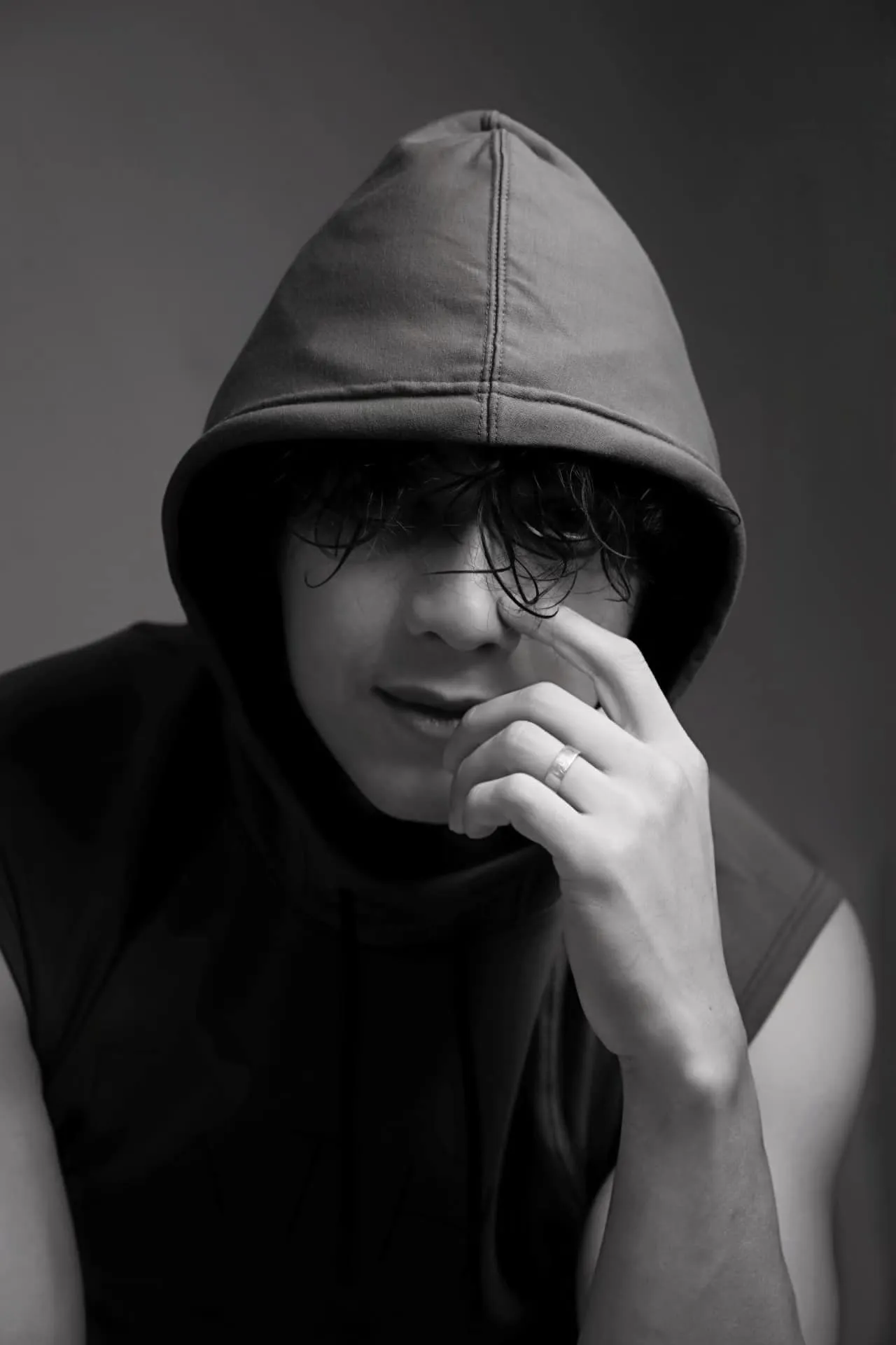 chu-tich-acb-tung-bo-anh-trang-den-mung-8-3-nhan-sac-u50-gay-bat-ngo-co-thu-trai-tre-them-khat (6)