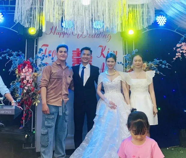 hy-huu-o-nghe-an-hai-anh-em-ruot-dam-cuoi-cung-ngay-2-nguoi-vo-chuyen-da-cung-ngay (5)