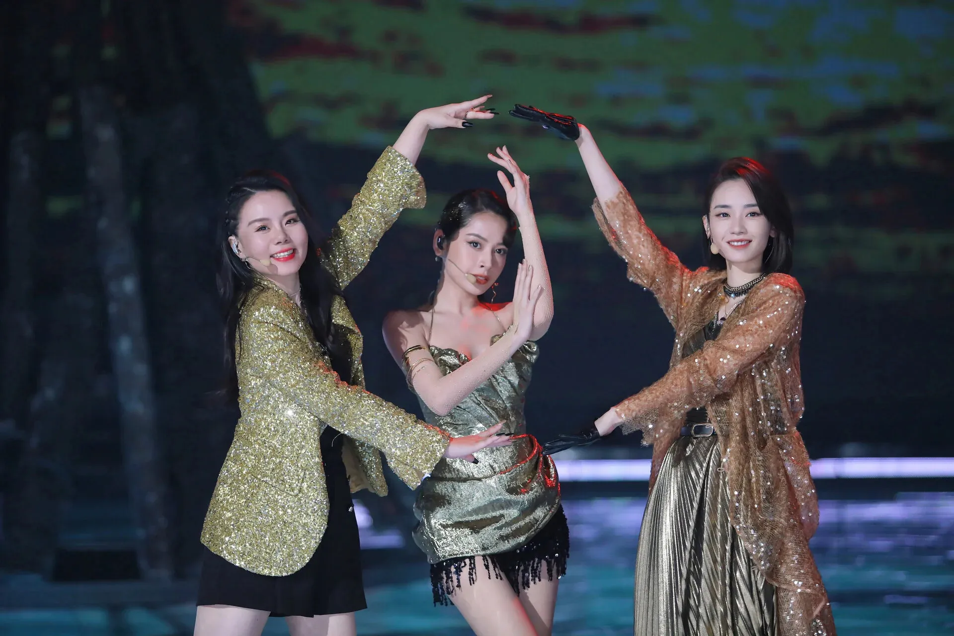 duoc-san-don-xu-nguoi-chi-pu-cho-biet-ban-than-hop-va-muon-yeu-nguoi-nuoc-ngoai (21)