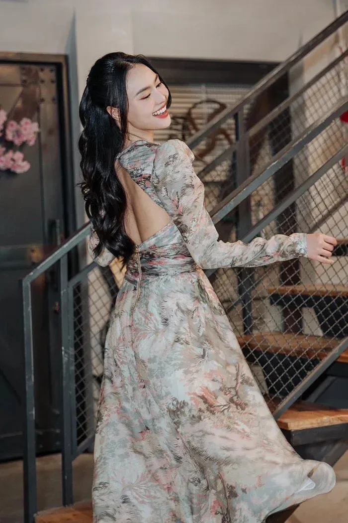 goc-trinh-dung-hang-lan-ngoc-dien-dam-20-trieu-ngoc-nu-ap-dao-nho-khoe-diem-hinh-the-hiem-hoc (13)