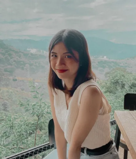 hot-girl-ong-nghiem-bong-duoc-goi-ten-thi-hoa-hau (111)