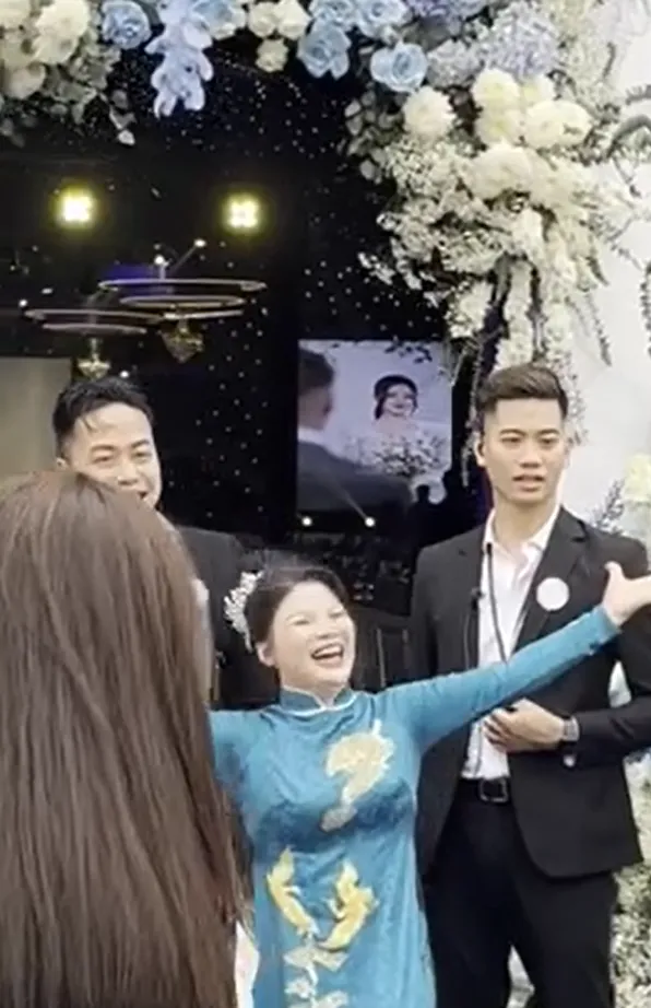 me-quang-hai-tao-dang-kho-dp-trong-dam-cuoi-con-trai-chu-thanh-huyen-bi-chiem-song (2)