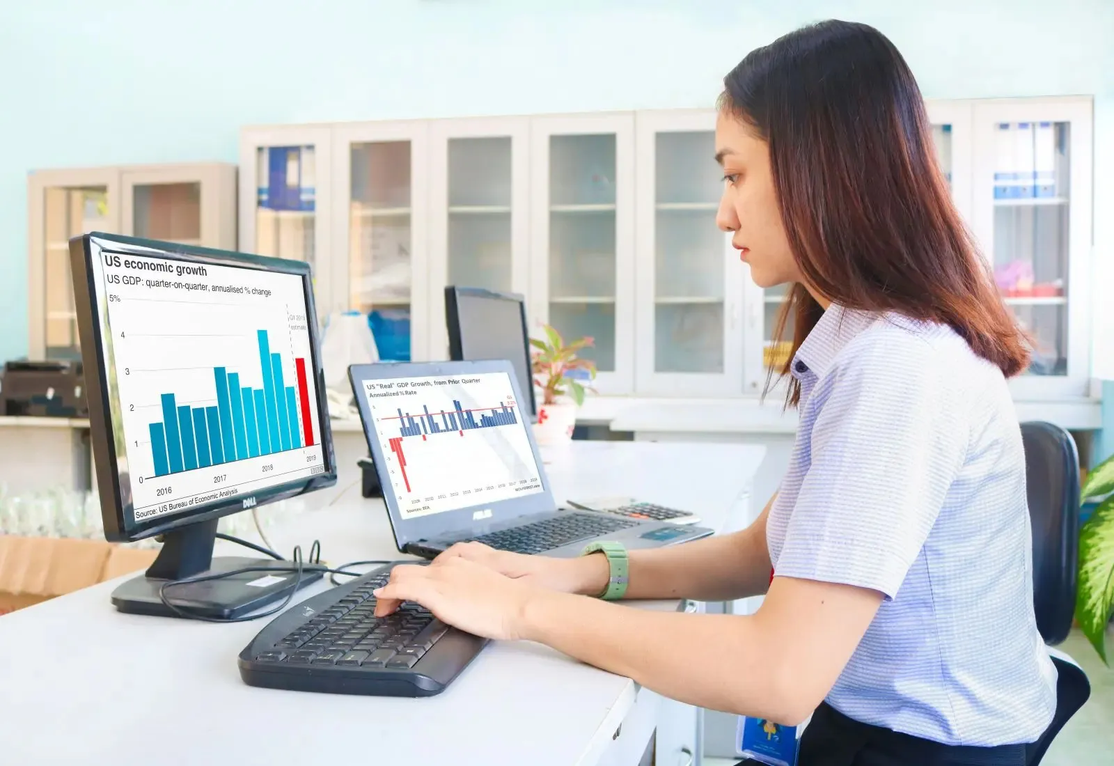 6-nganh-nghe-muc-luong-cao-nhat-hien-nay-thap-nha-15-trieu-mot-nganh-50-trieu-thang (4)