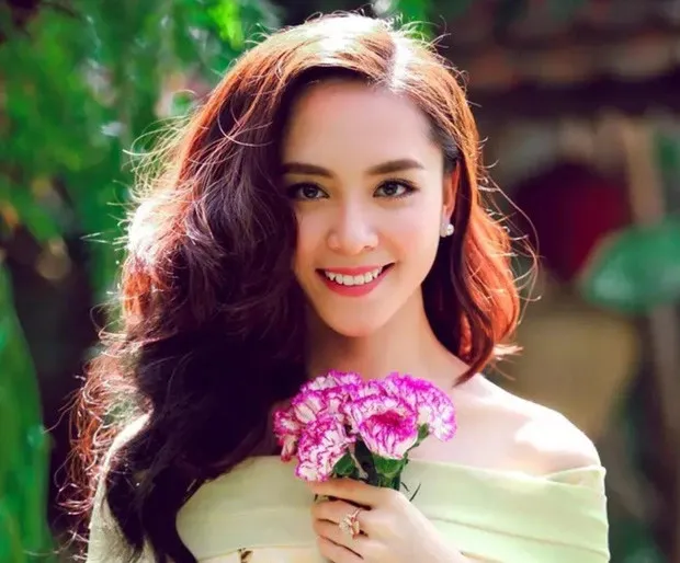 a-hau-viet-lay-chong-dai-gia-hon-27-tuoi-lam-ba-chu-nam-trong-tay-hon-147 ty-dong (4)