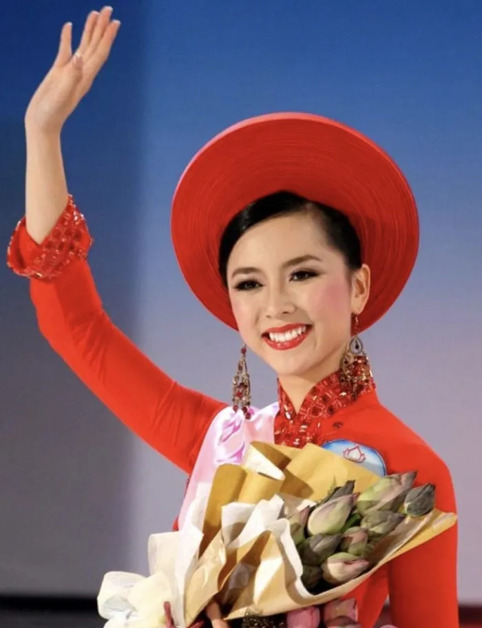 a-hau-viet-lay-chong-dai-gia-hon-27-tuoi-lam-ba-chu-nam-trong-tay-hon-147 ty-dong (9)