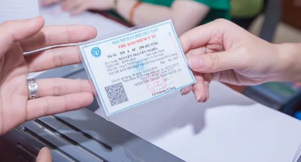 nguoi-nao-buoc-cap-doi-bhyt-tu-ngay-1-7-2024-de-cang-lau-cang-thiet-thoi (1)
