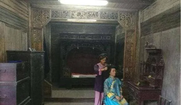 du-khach-tham-quan-tu-cam-thanh-khong-duoc-buoc-vao-lanh-cung (14)