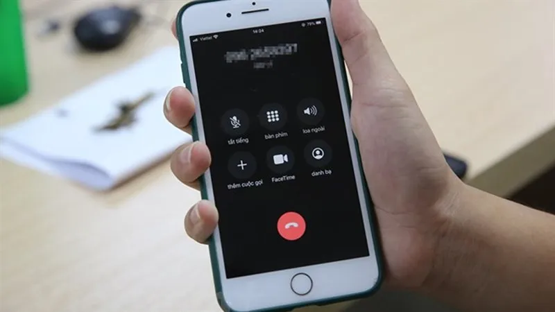 cong-an-chi-eo-4-so-dien-thoai-lua-dao-he-nhac-may-mat-tien-oan (13)