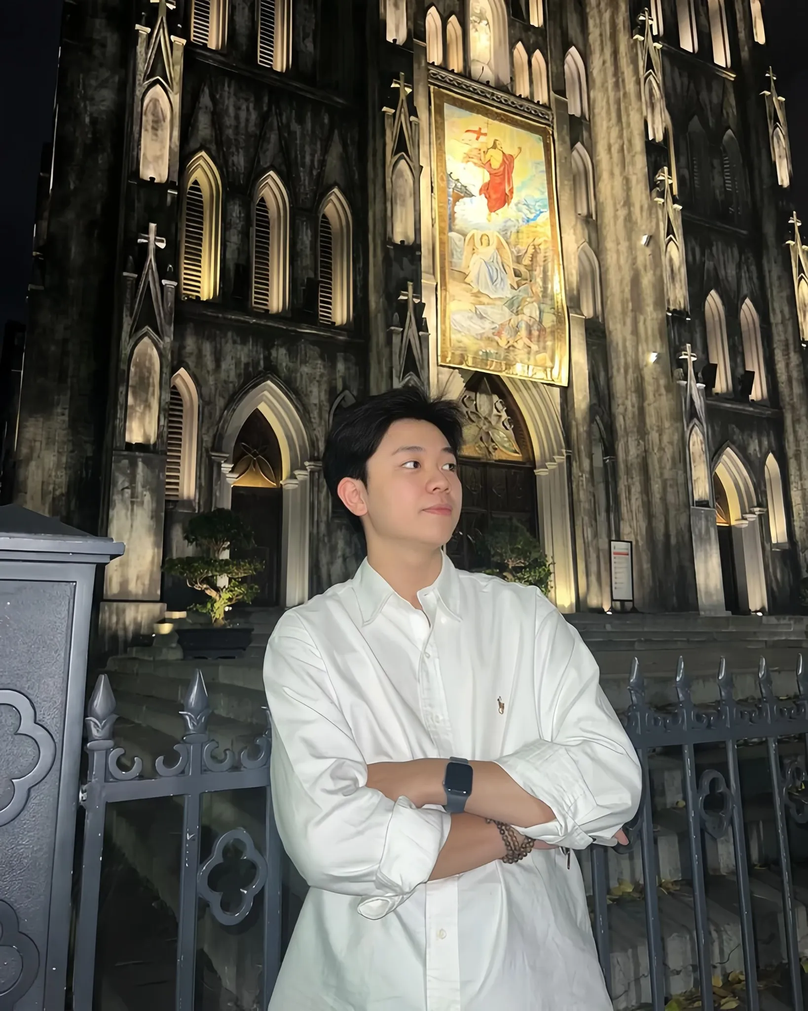 danh-tinh-chang-trai-2k1-lam-co-pho-visual-khien-chi-em-dieu-dung (2)