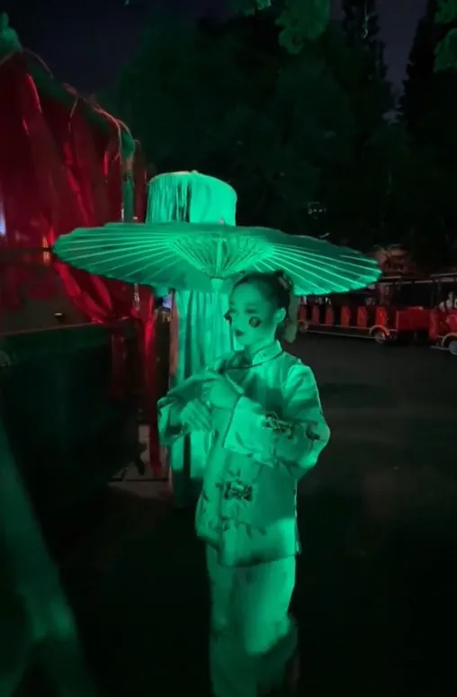 hu-tuc-ket-hon-voi-nguoi-da-mat-tai-trung-quoc-khien-the-gioi-on-lanh (1)