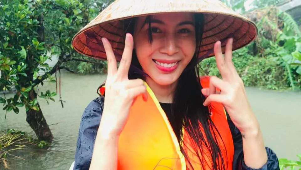 thuy-tien-du-dinh-di-tu-o-an-mot-thoi-gian-de-tranh-xa-chon-hong-tran (5)