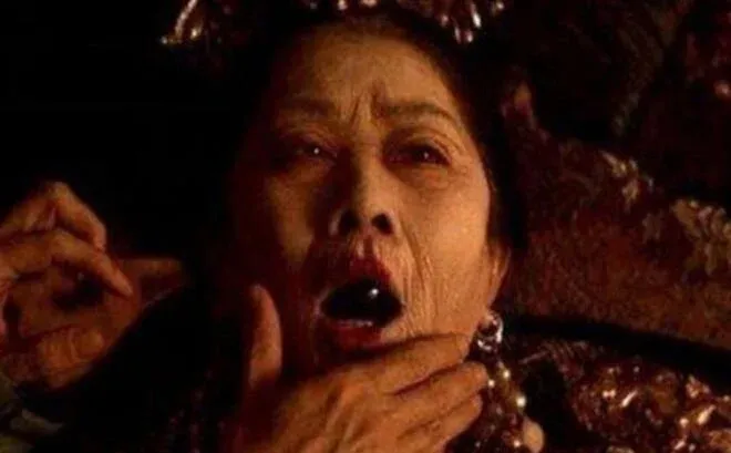 100-dua-tre-trong-lang-mo-tu-hi-thai-hau-tiet-lo-toi-ac-chan-dong (3)