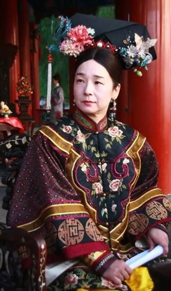 100-dua-tre-trong-lang-mo-tu-hi-thai-hau-tiet-lo-toi-ac-chan-dong (4)