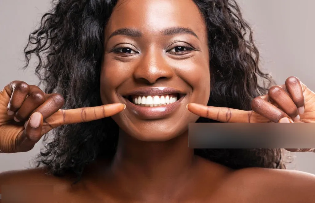 vi-sao-nguoi-chau-phi-rang-trang-du-it-dung-kem-danh-rang (6)