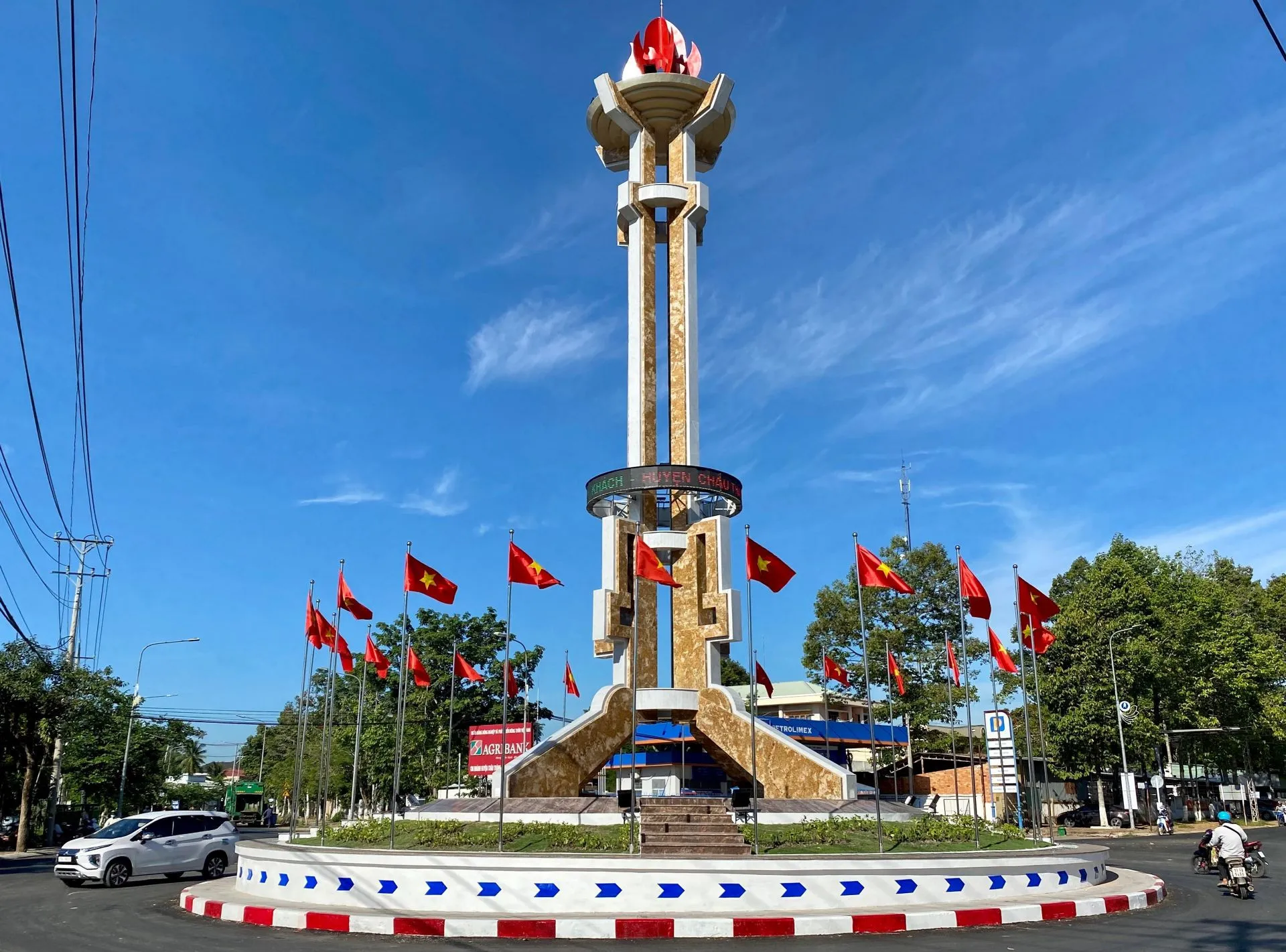 ten-duoc-dat-o-nhieu-dia-phuong-nhat-viet-nam-nhung-phia-bac-khong-co (112)