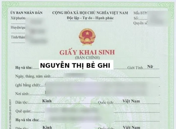 nguoi-co-cai-ten-chua-dung-hang-o-viet-nam-lay-chong-ten-la-gap-boi (3)
