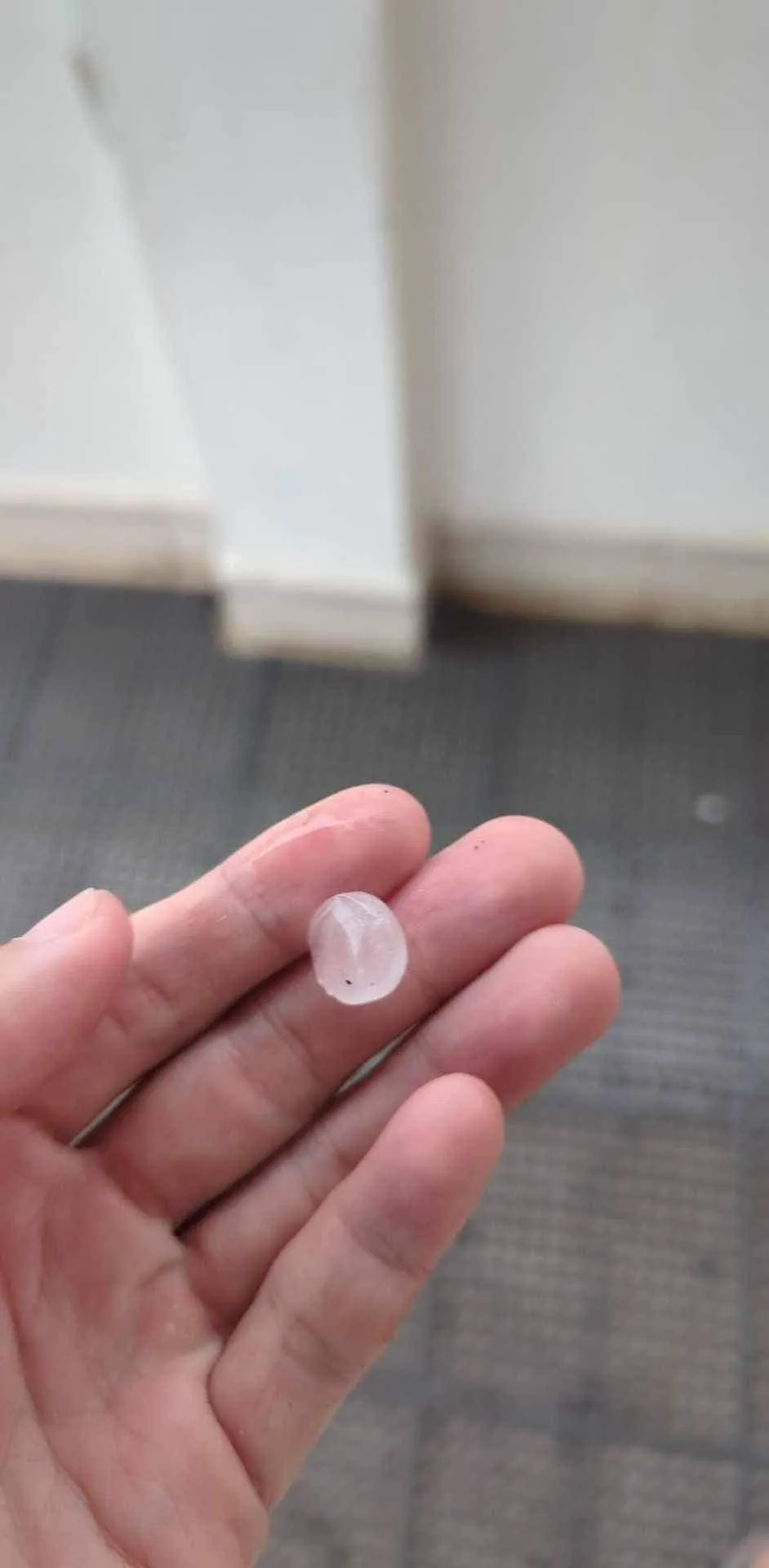 mua-da-xuat-hien-bat-thuong-tai-tphcm-nguyen-nhan-do-dau (31)