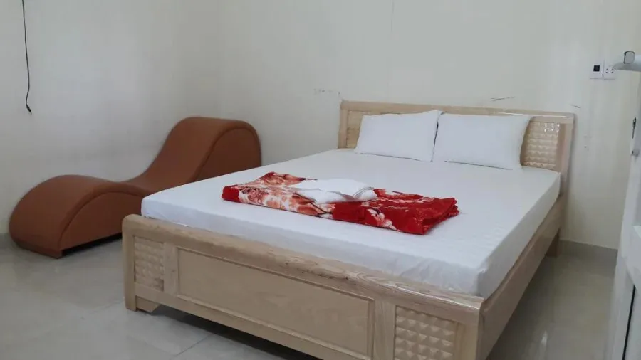 khach-san-nha-nghi-co-chiec-ghe-dac-biet-nhu-cau-truot-no-co-cong-dung-gi (3)