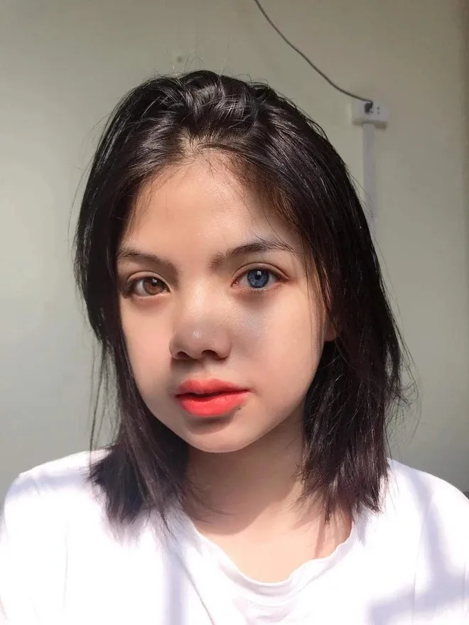 co-gai-viet-so-huu-doi-mat-2-mau-cuc-hiem-bi-hieu-nham-la-con-lai (4)