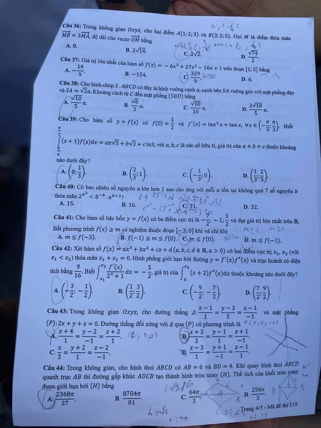 can-canh-de-thi-mon-toan-ky-thi-tot-nghiep-thpt-2024 (13)