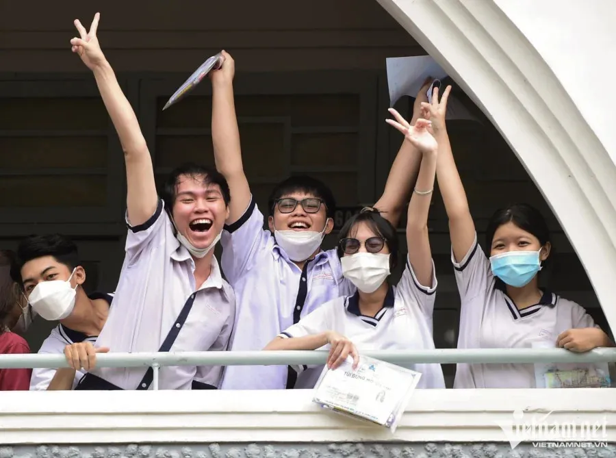 de-thi-chinh-thuc-mon-tieng-anh-ky-thi-tot-nghiep-thpt-2024 (12)