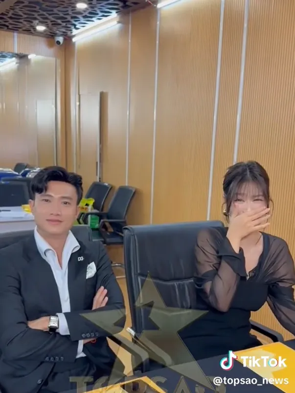 doan-thien-an-duoc-me-day-thuyen-voi-quoc-truong (3)